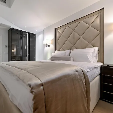 Skypool San Cassiano * Sukošan