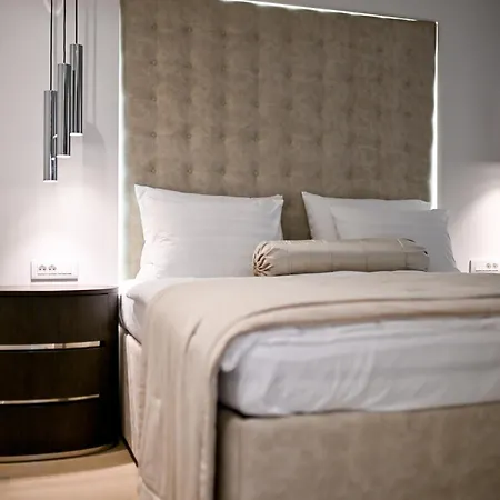 Skypool San Cassiano * Sukošan