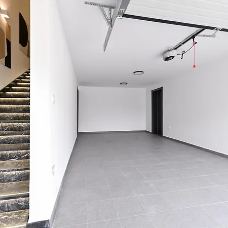 Skypool San Cassiano Sukošan