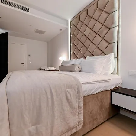 Skypool San Cassiano * Sukošan