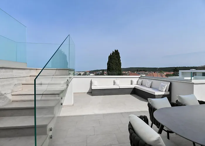 Skypool San Cassiano * Sukošan