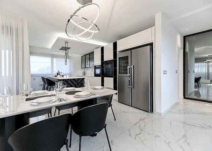 Skypool San Cassiano * Sukošan